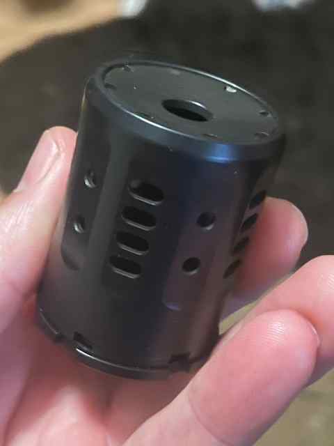 Dead Air Pyro Flash hider.