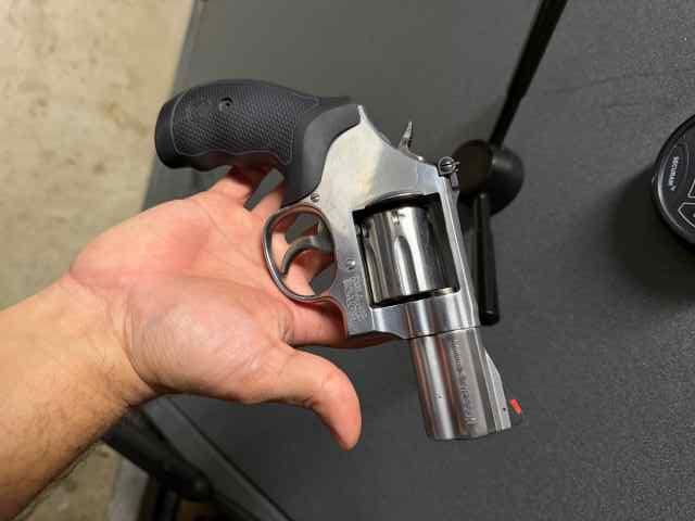 Smith &amp; Wesson Revolver