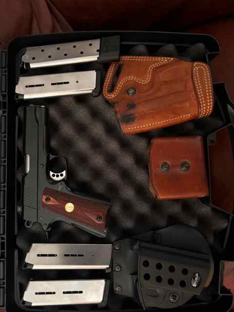 Colt light weight commander 