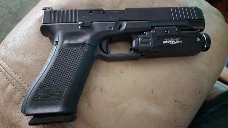 NIB - Glock 34 Gen 5. TLR-9. 3 mags.