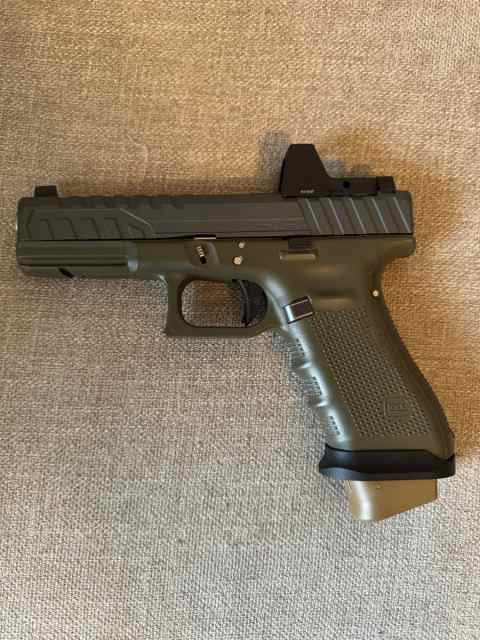 Custom Glock 17 Gen 4