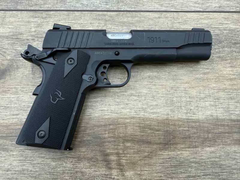 *USED* TAURUS 1911 in 9MM w/ HOLSTER