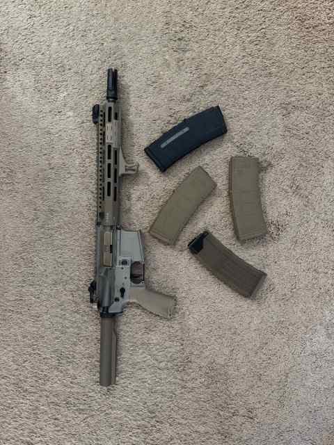 High end AR15 pistol build