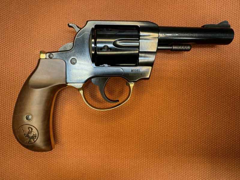 NEW IN BOX - Henry Big Boy Revolver .357Mag 4&quot;