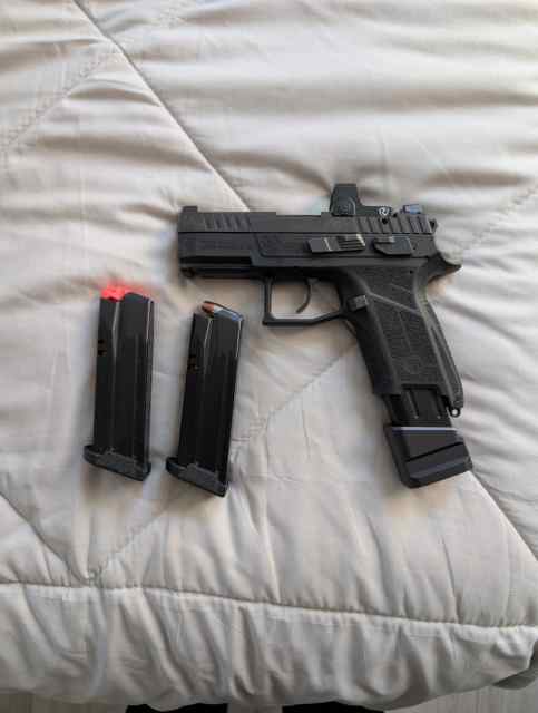 CZ P309c nocturne with RDS FS or FT