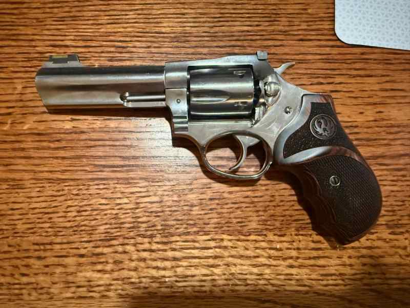 Ruger sp101.jpg