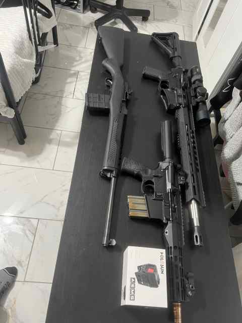 DB10, 300 BLK, red dot 