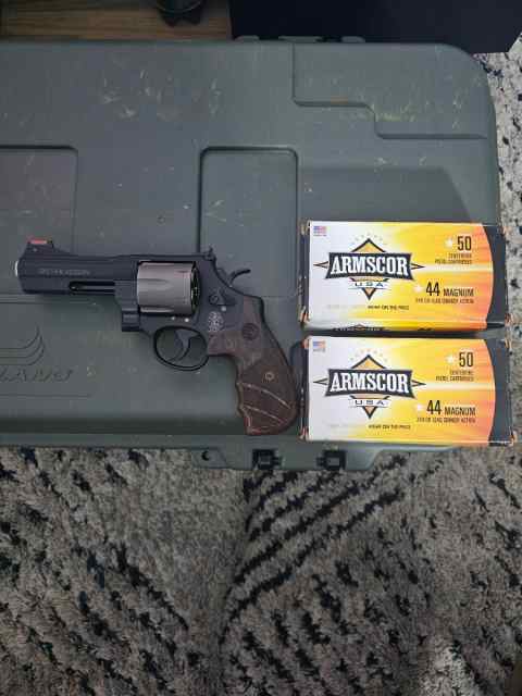  Smith and Wesson 329PD  44 magnum 