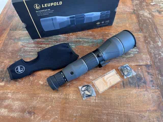 Like new in box Leupold scope. 