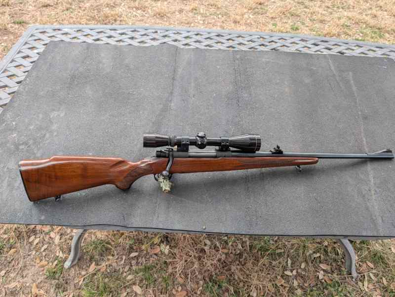 1964 Winchester M70 .225 + 6 full boxes of ammo