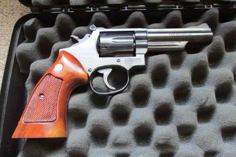S&amp;W Model 19-5 pre lock.357 Mag 4&quot; DA/SA Revolver