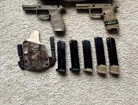 Sig P320 accessories, all in excellent condition