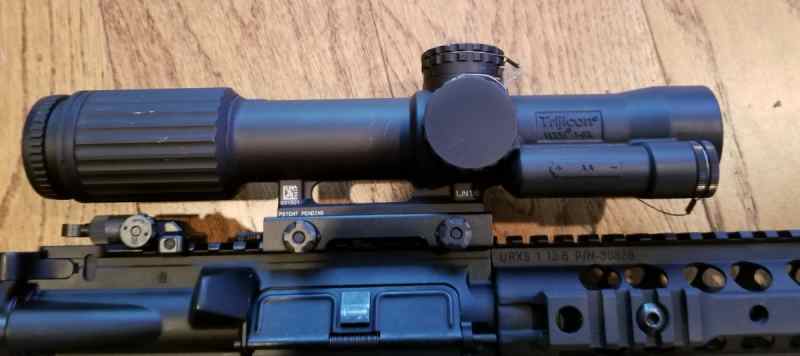 TRIJICON VCOG 1-8 MIL