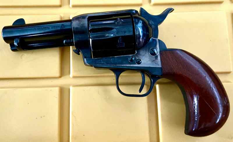 Uberti 1873 Cattleman Birds Head Revolver, 357 Mag