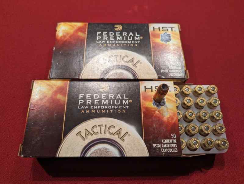 Federal HST 40 S&amp;W 180GR 976 Rounds P40HST1B