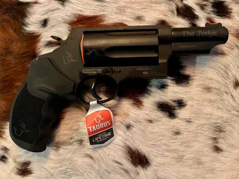 NEW-Taurus THE JUDGE 410/45LC Optics Ready-$489.99
