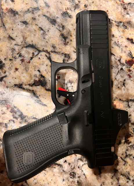 Glock 19 Gen 5 MOS Holosun SCS