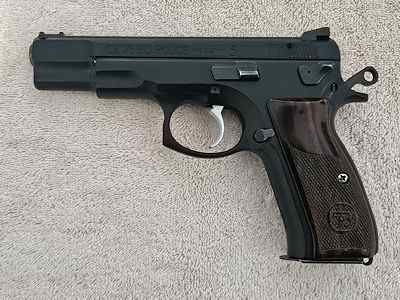 CZ75-1_400.jpg