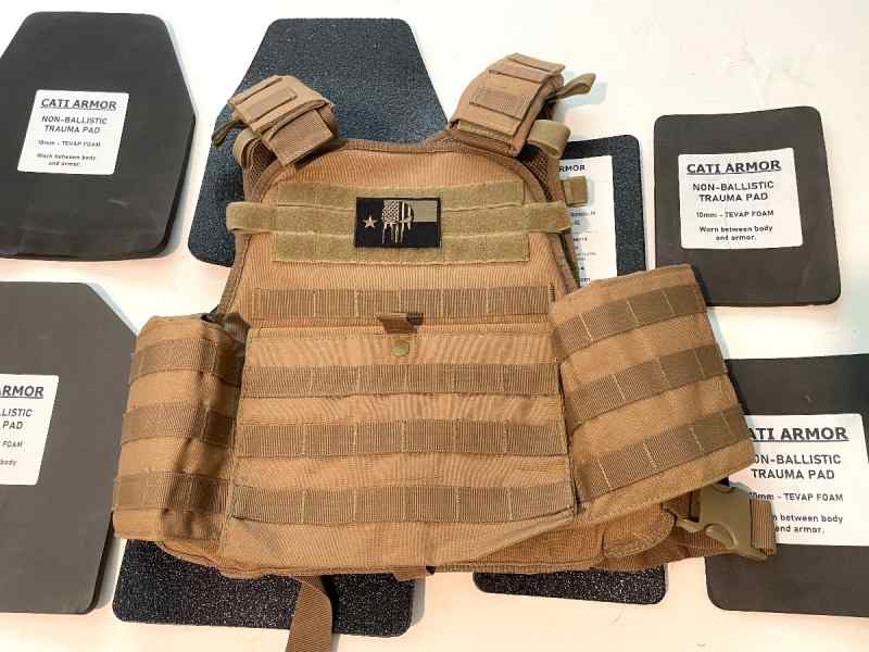 Condor MOPC Plate Carrier w/ Full set of plates