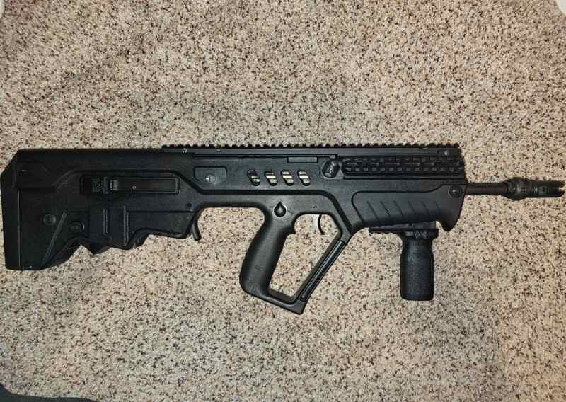 IWI Tavor SAR