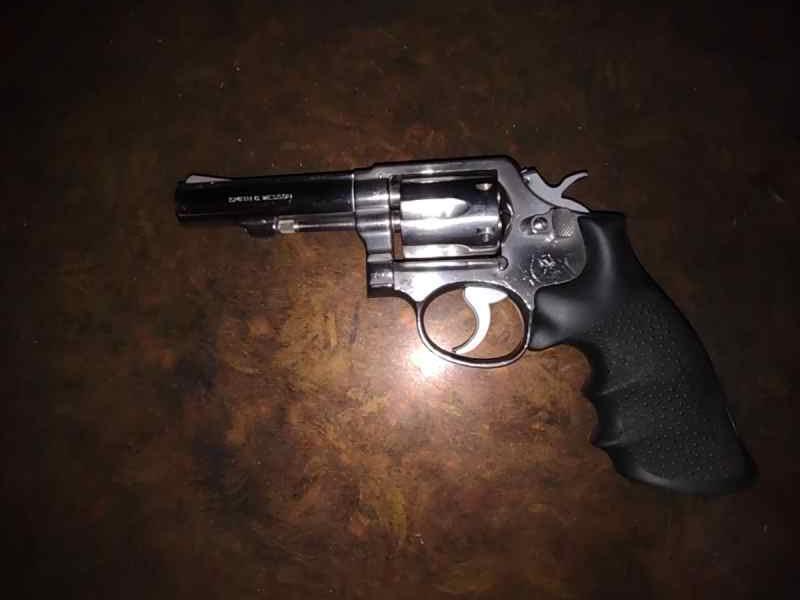 S&amp;W M64-1 38 Special 