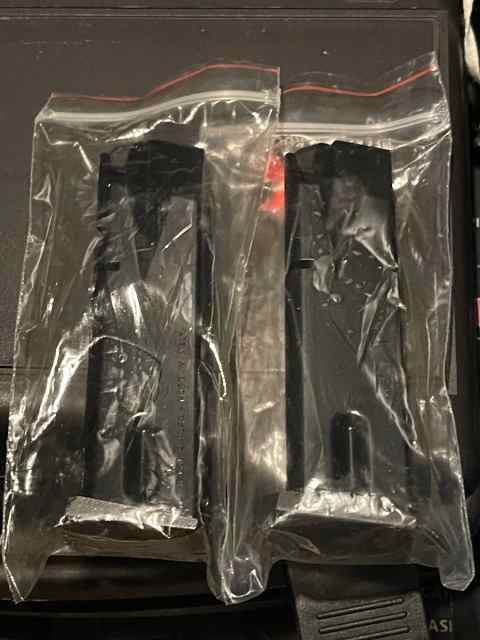 Beretta cougar 9mm 15rd magazine 