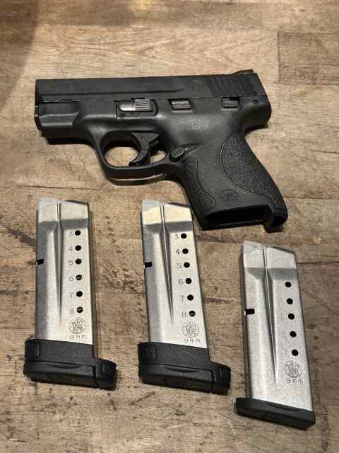 Smith&amp;Wesson M&amp;P Shield 9mm