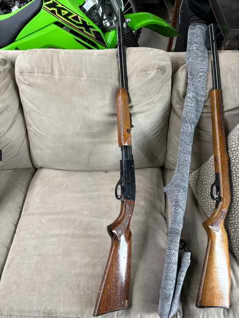 Remington 572 Fieldmaster Pump action .22LR