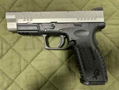 SPRINGFIELD ARMORY XDM-40 TWO TONE