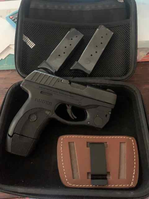 Nice RUGER EC9S 9mm +TR9 Laser / 3 Mags / Holster