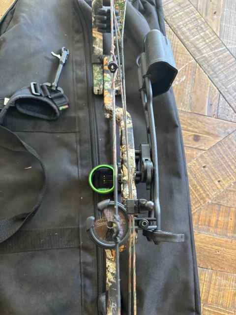Obsession HB33 Bow