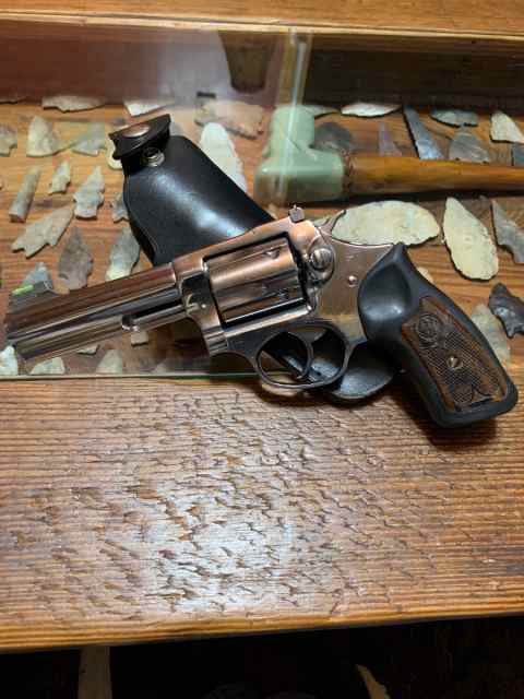 Ruger SP101   357 magnum 