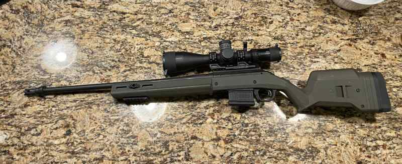 Ruger American 6.5 CM magpul long range package