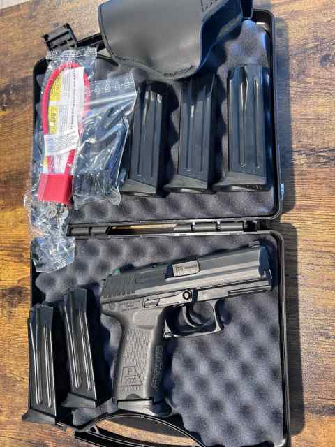 HK P2000 V3 9MM w/ Extras!