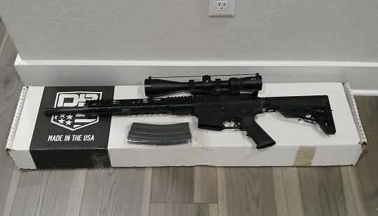 NEW Diamondback AR15 with vortex scope. 