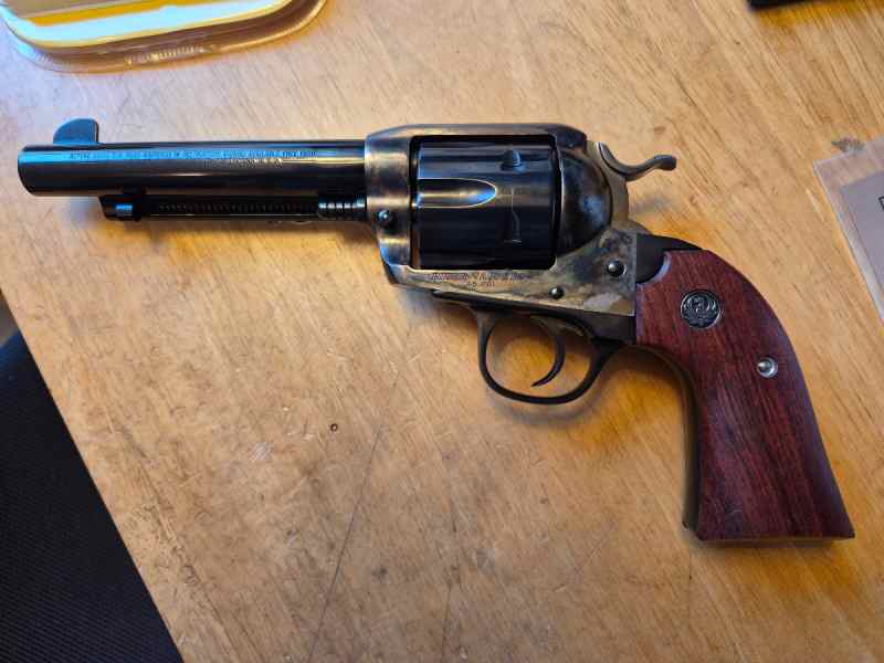  Ruger Old Model Bisley Vaquero 45 Colt