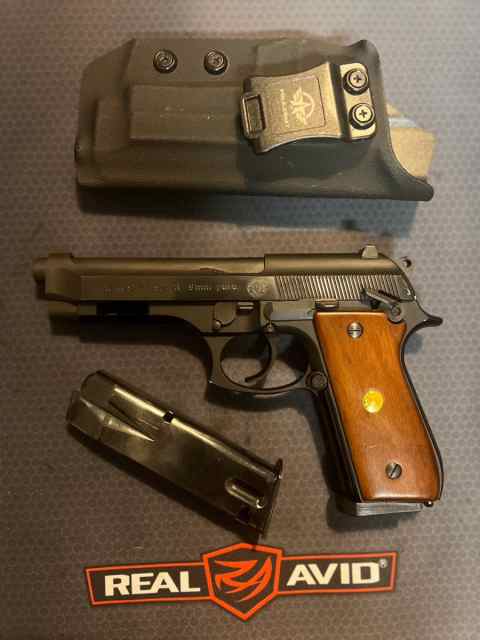 Well maintained Taurus PT92 AF W/holster