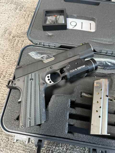 Springfield Armory 5&quot; 1911 Operator w/ Rail TLR1 