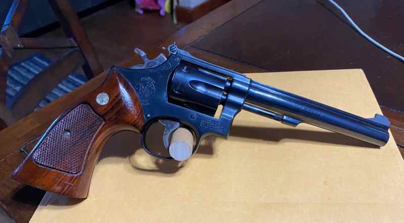 Smith &amp; Wesson Model 48-4  22 Magnum PRICE REDUCED