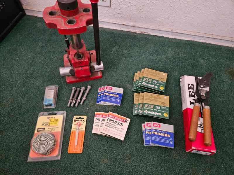 Reloading, primers and others