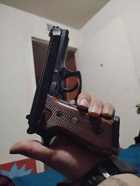 Beretta clone/Taurus ( OPEN TO TRADES)