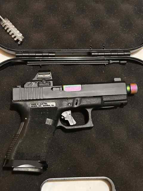 Glock 19