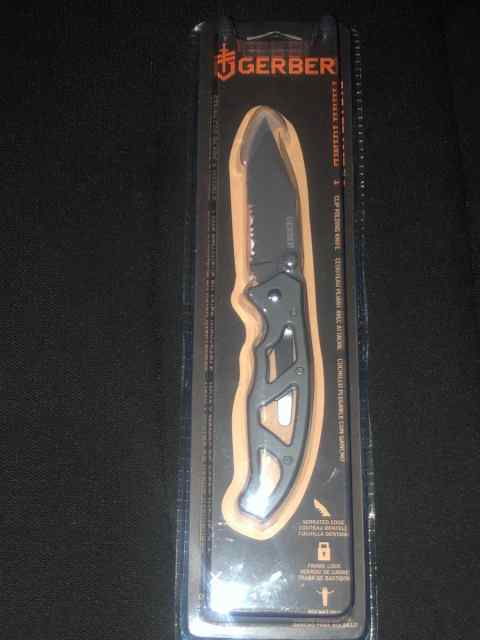 Gerber Paraframe 3” Stainless Knife New in Box