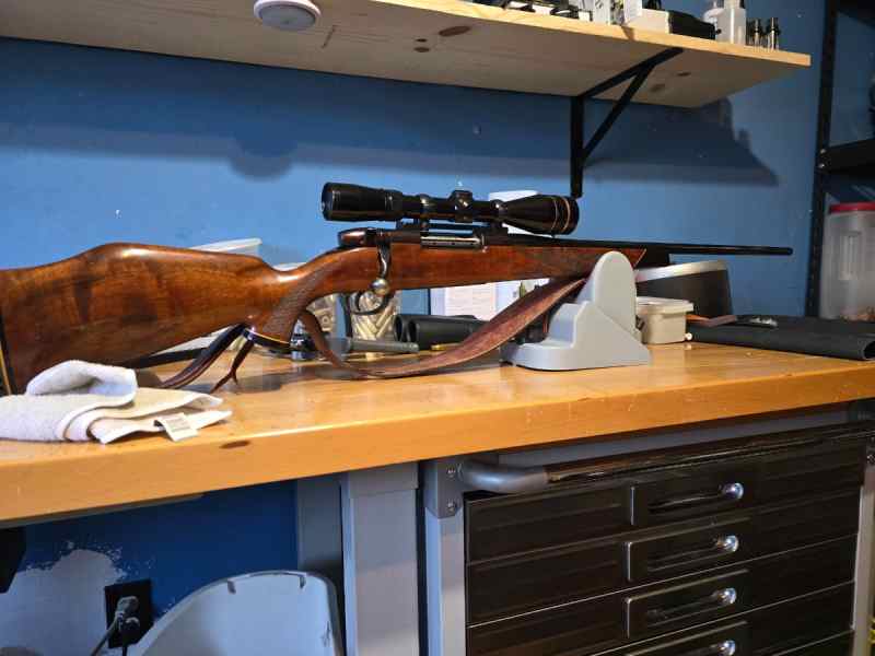   West German Weatherby mark v deluxe 