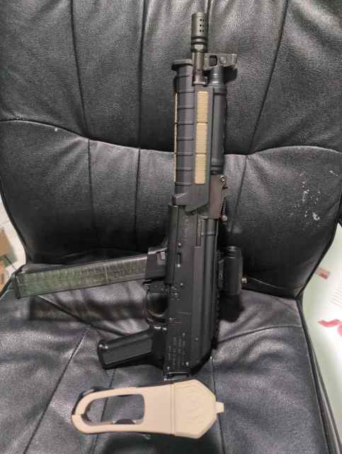 Tactical Draco NAK9 9MM