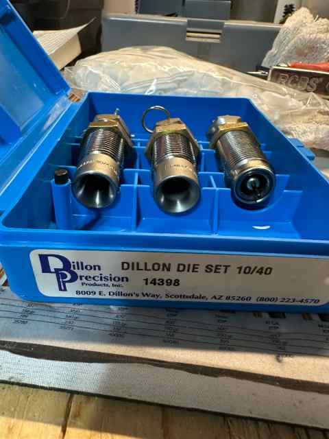 Dillon 10mm 40 Cal reloading dies 