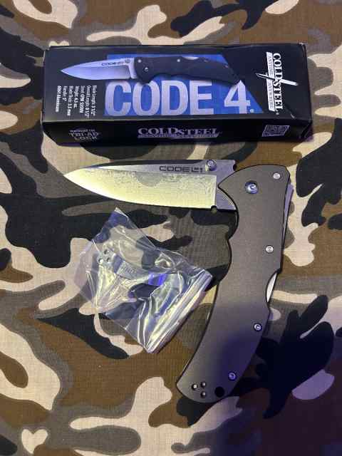 Cold Steel Code 4 With Extra Belt Clip New. 