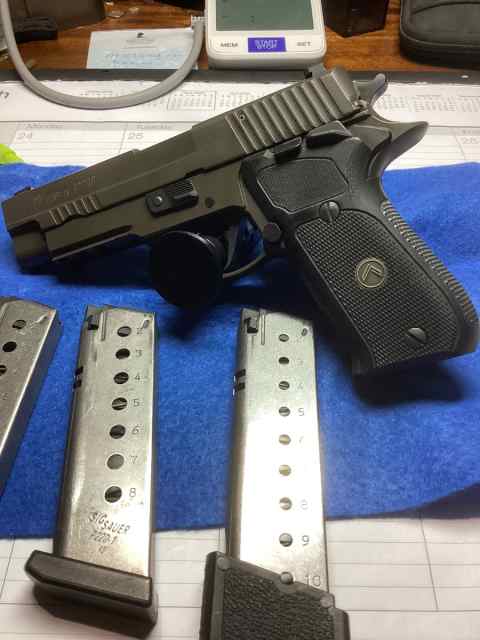 Sig Sauer P220 Legion