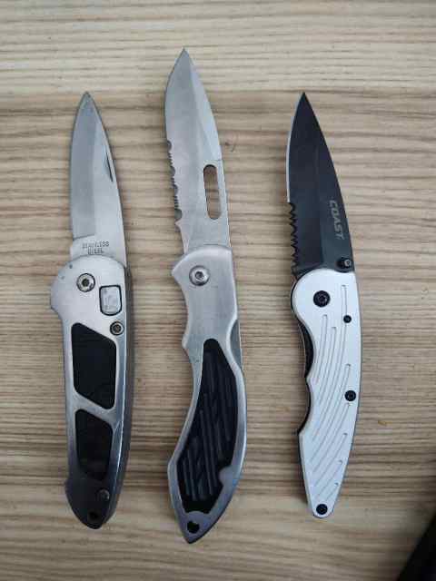 Lot of 3 Knifes