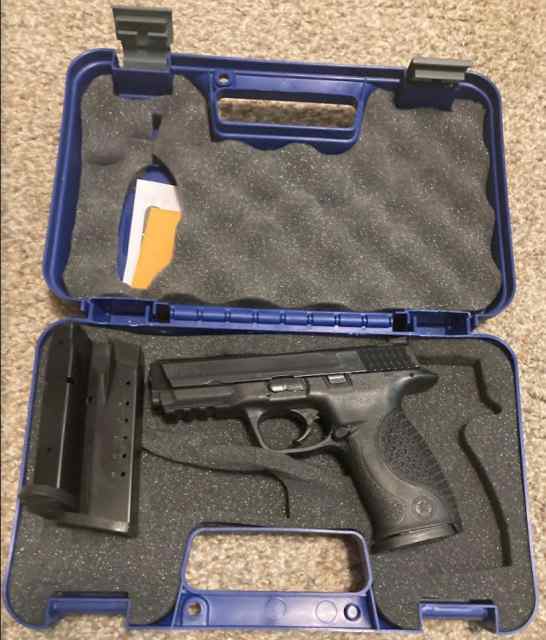 M&P40 3.jpg